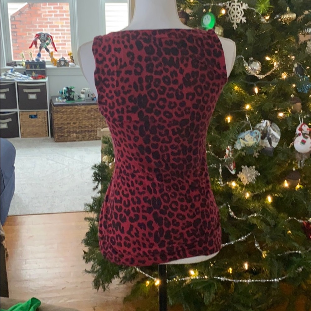 Leopard top - Picture 2 of 2